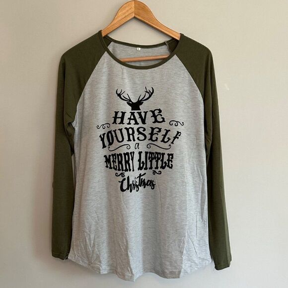 "Have Yourself Merry Little Christmas" Baseball Tee Jersey Womens Large Green Gr - Picture 3 of 7